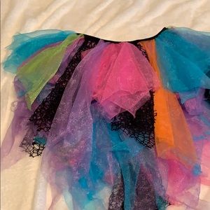 Tulle looking hi-lo skirt plus matching earrings.